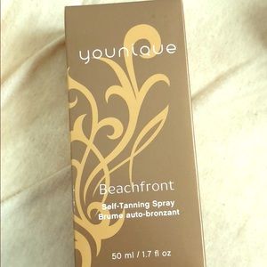 Brand new younique self tanning spray